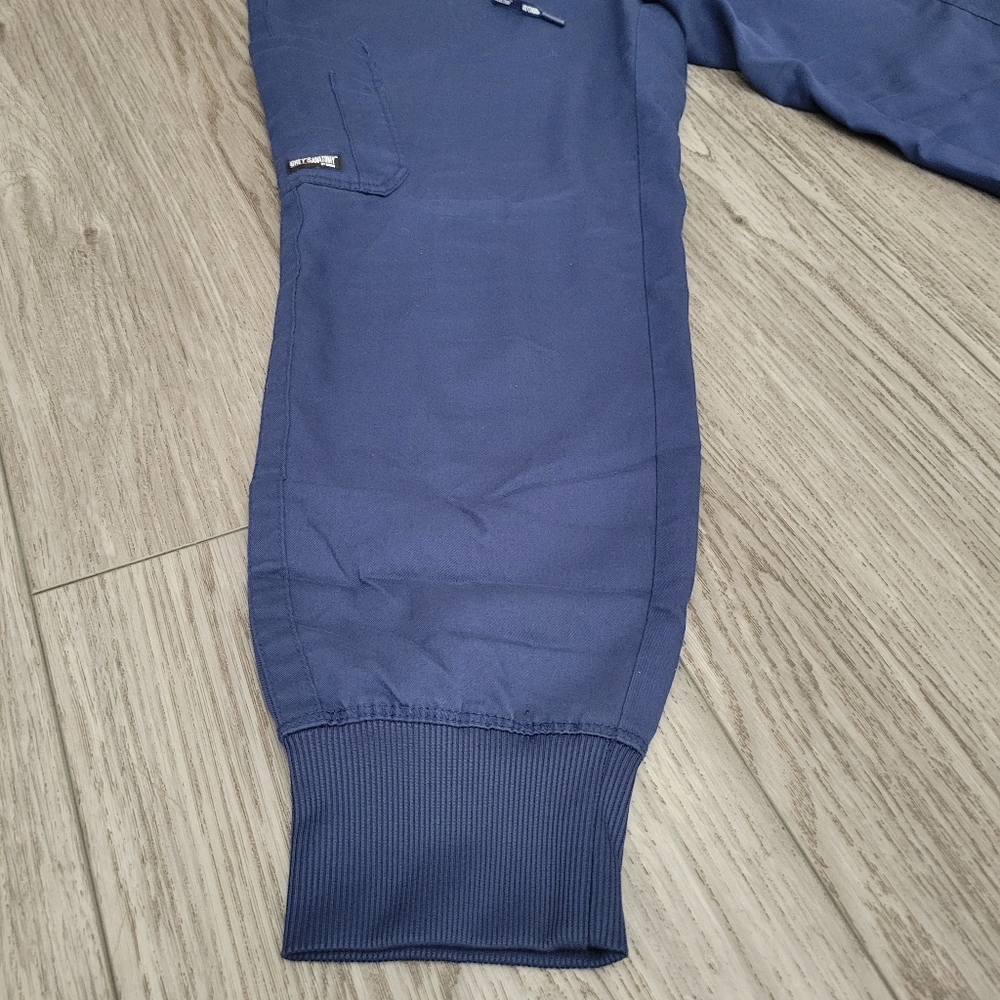 Grey's Anatomy Women's Scrubs Navy Blue Size Medium Petite - Picture 3 of 8